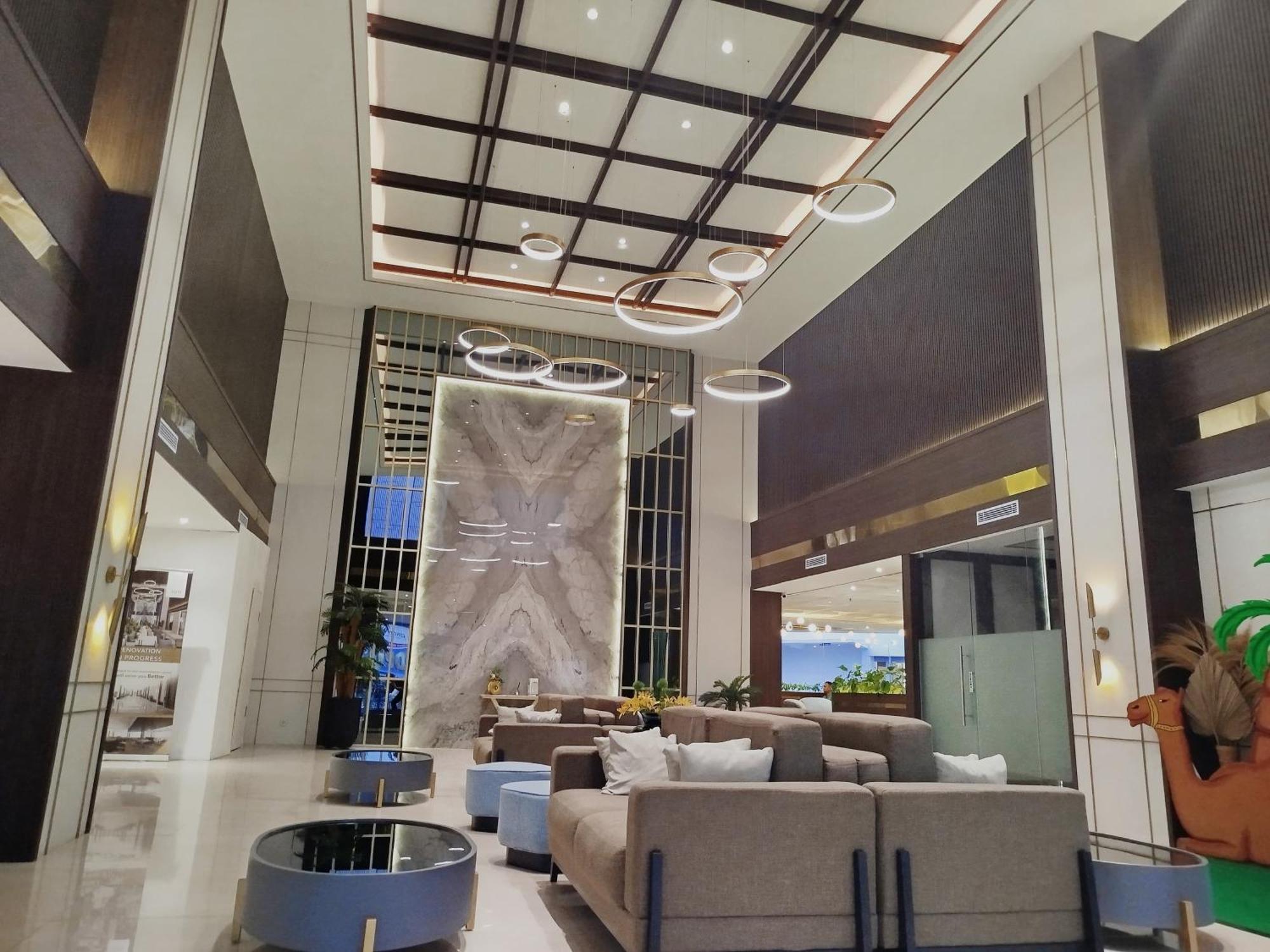 The Sun Hotel Sidoarjo Dış mekan fotoğraf