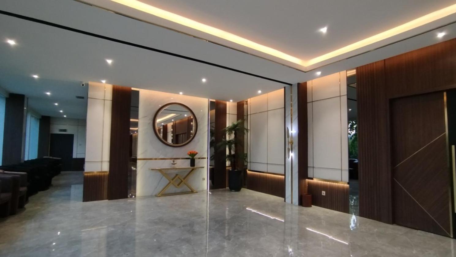 The Sun Hotel Sidoarjo Dış mekan fotoğraf