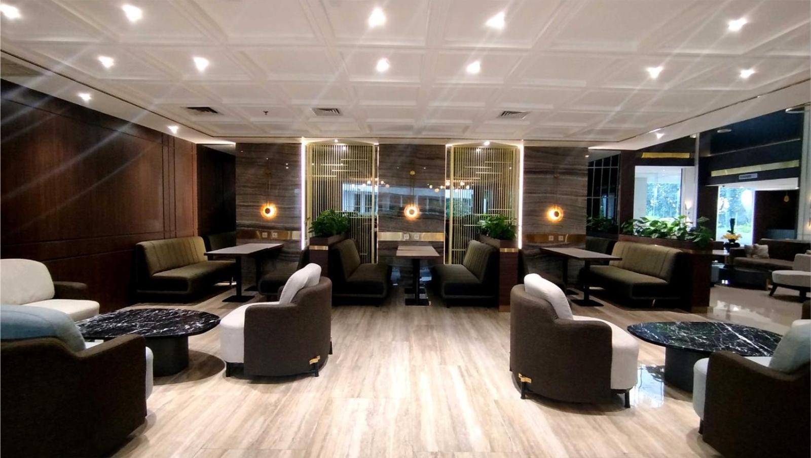 The Sun Hotel Sidoarjo Dış mekan fotoğraf