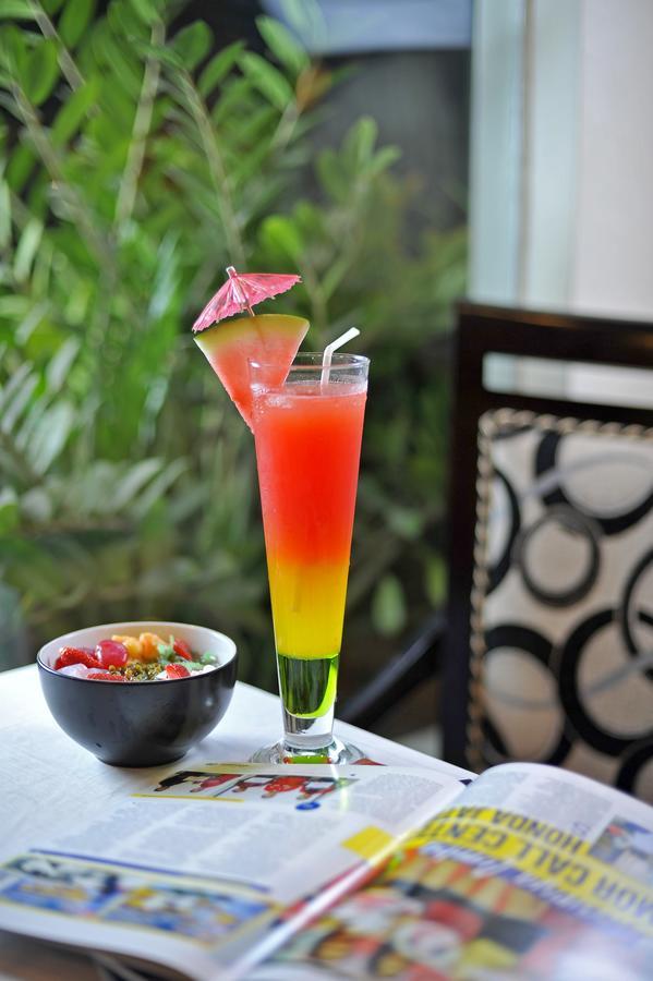 The Sun Hotel Sidoarjo Dış mekan fotoğraf