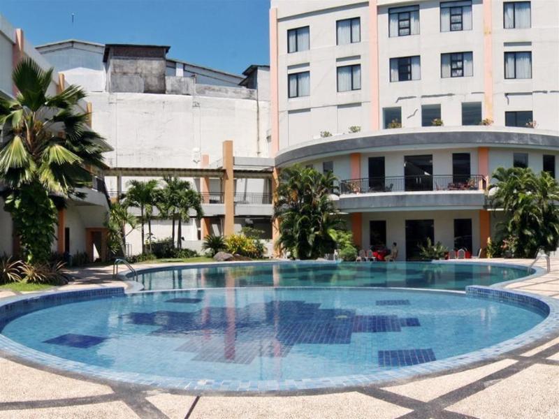The Sun Hotel Sidoarjo Dış mekan fotoğraf